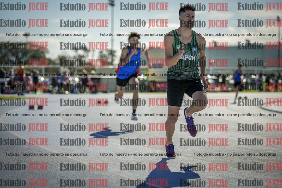 Fotos de los 400 m llanos de varones
