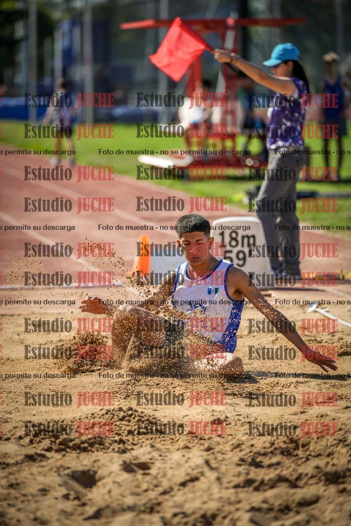 Fotos del salto en largo de varones - incluye U16