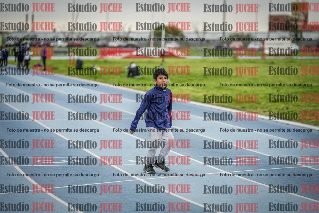 Fotos de los 50 m llanos de varones - U12