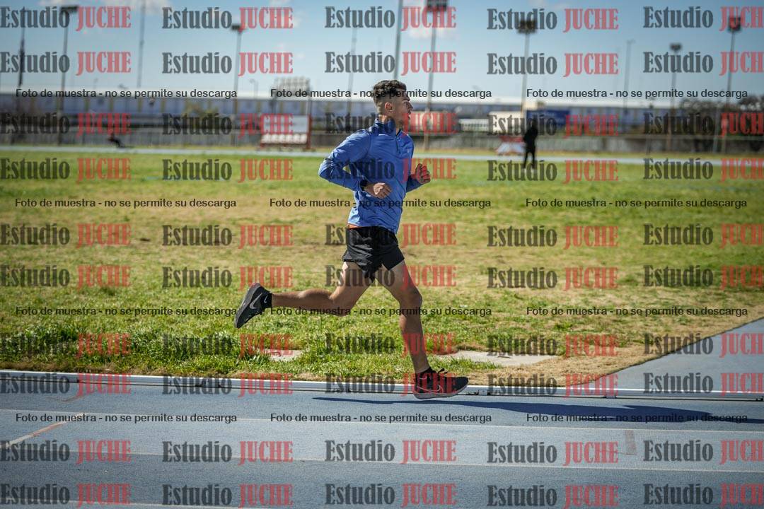 Fotos de los 1500 m llanos de varones - decatlón 10