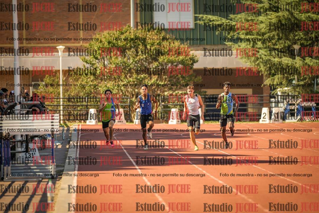 Fotos de los 200 m llanos de varones
