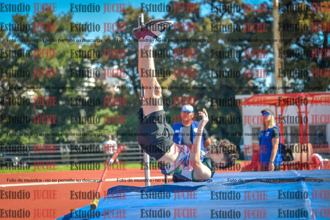 Fotos del salto en alto - grupo 2