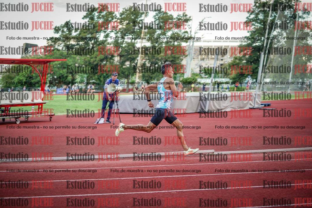 Fotos de los 400 m llanos de varones