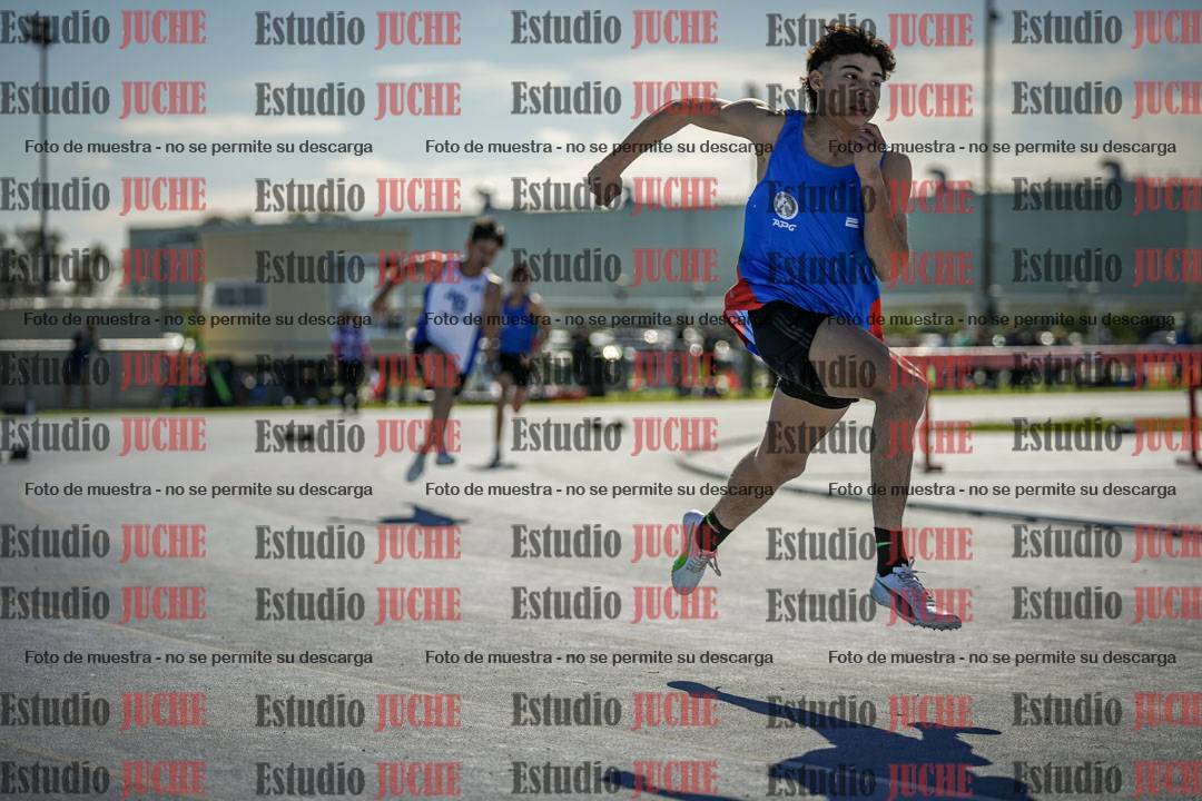 Fotos de los 400 m llanos de varones