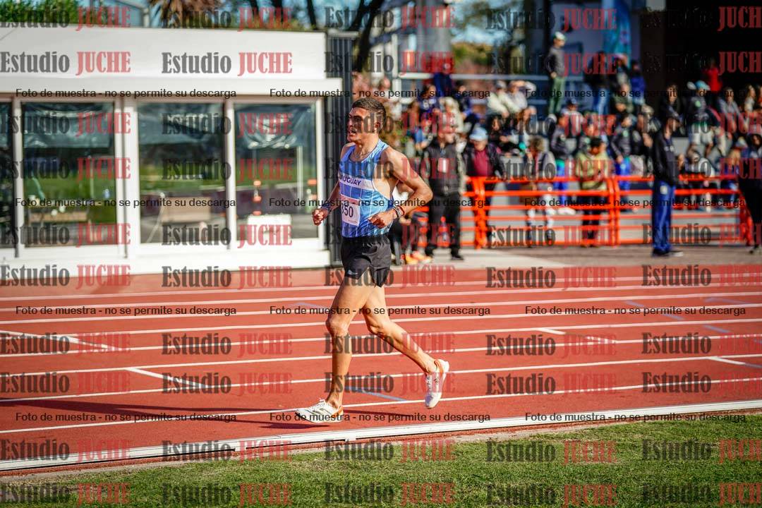 Fotos de los 3000 m con obstáculos de varones