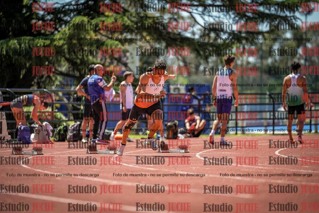 Fotos de los 100 m llanos de varones