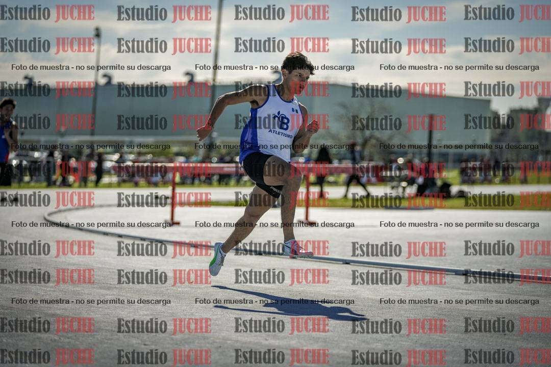 Fotos de los 400 m llanos de varones