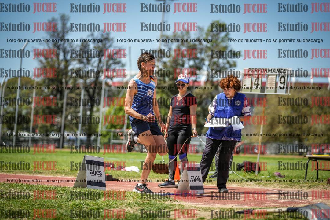 Fotos del salto en largo de varones - (incluye octatlón)