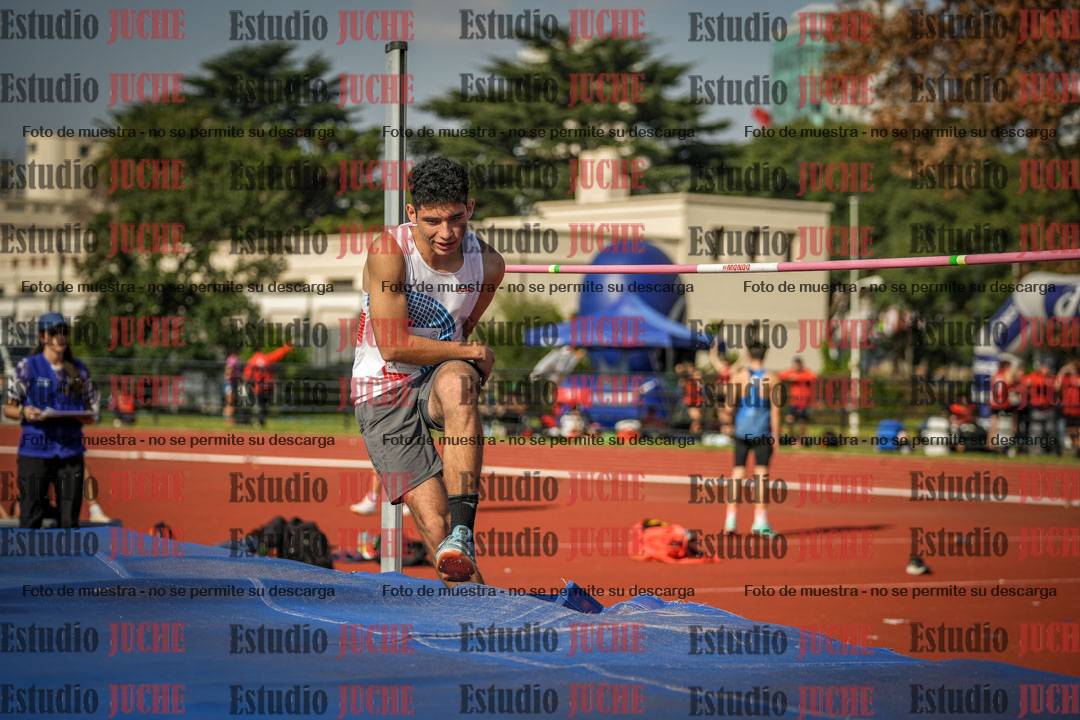 Fotos del salto en alto de varones