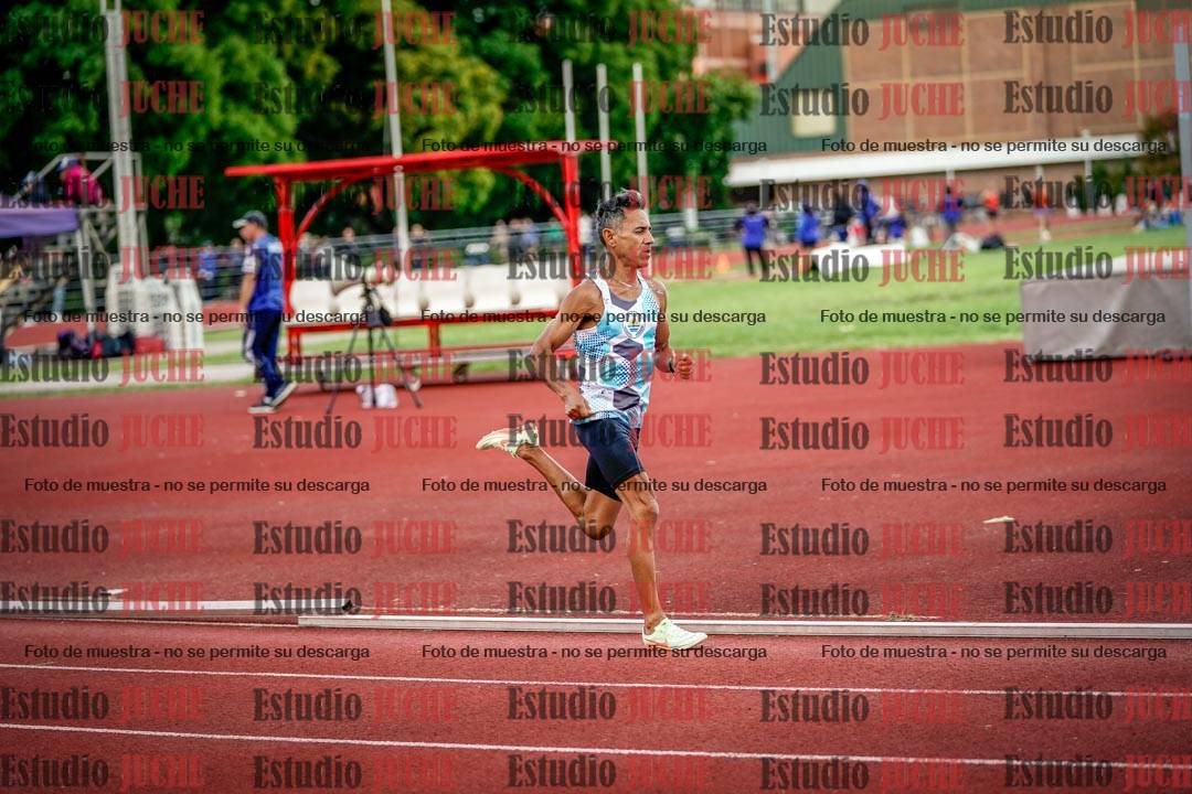 Fotos de los 400 m llanos de varones