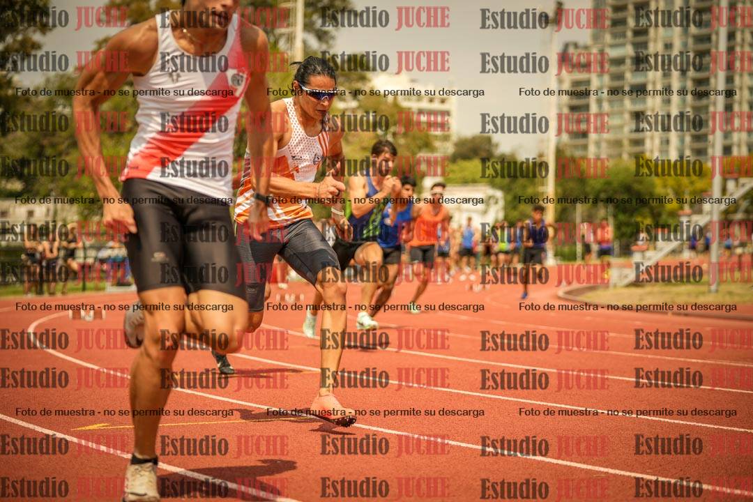 Fotos de los 200 m llanos de varones