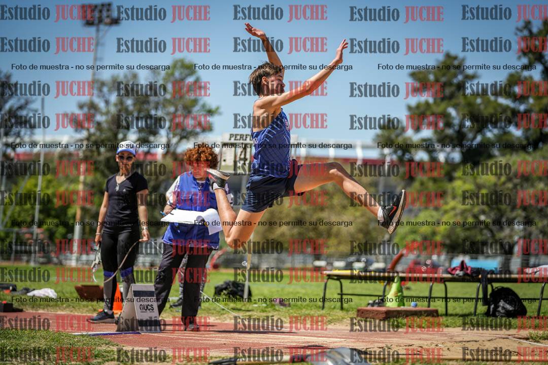 Fotos del salto en largo de varones - (incluye octatlón)
