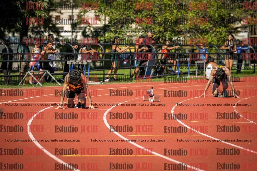 Fotos de los 200 m llanos de varones