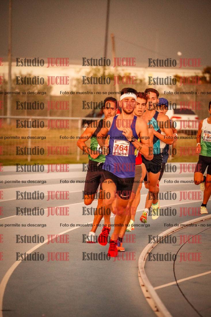 Fotos de los 3000 m llanos de varones