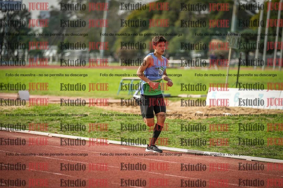 Fotos de los 600 m llanos de varones