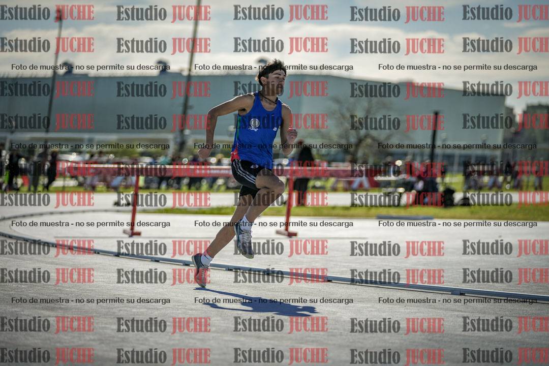 Fotos de los 400 m llanos de varones