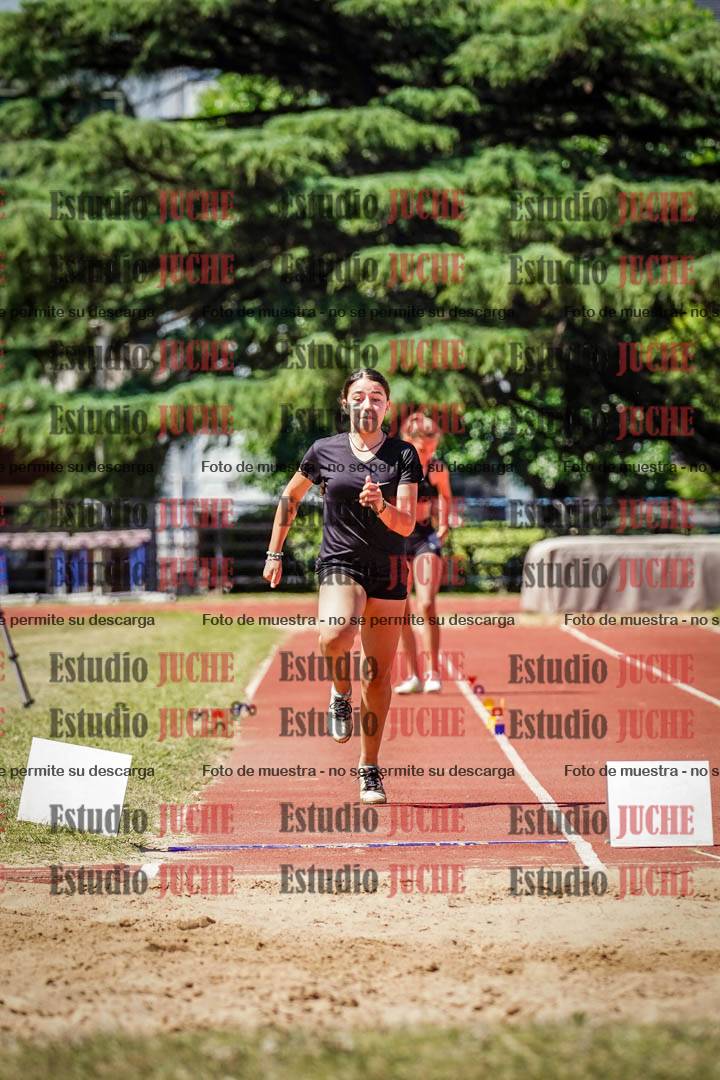 Fotos del salto en largo de mujeres - U14