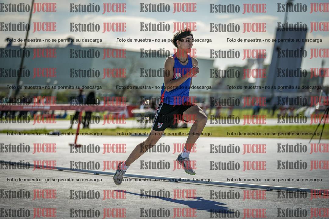 Fotos de los 400 m llanos de varones