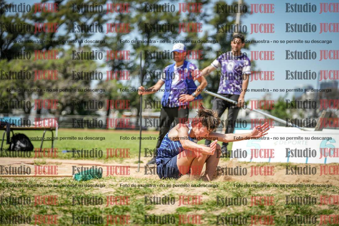 Fotos del salto en largo de varones - (incluye octatlón)