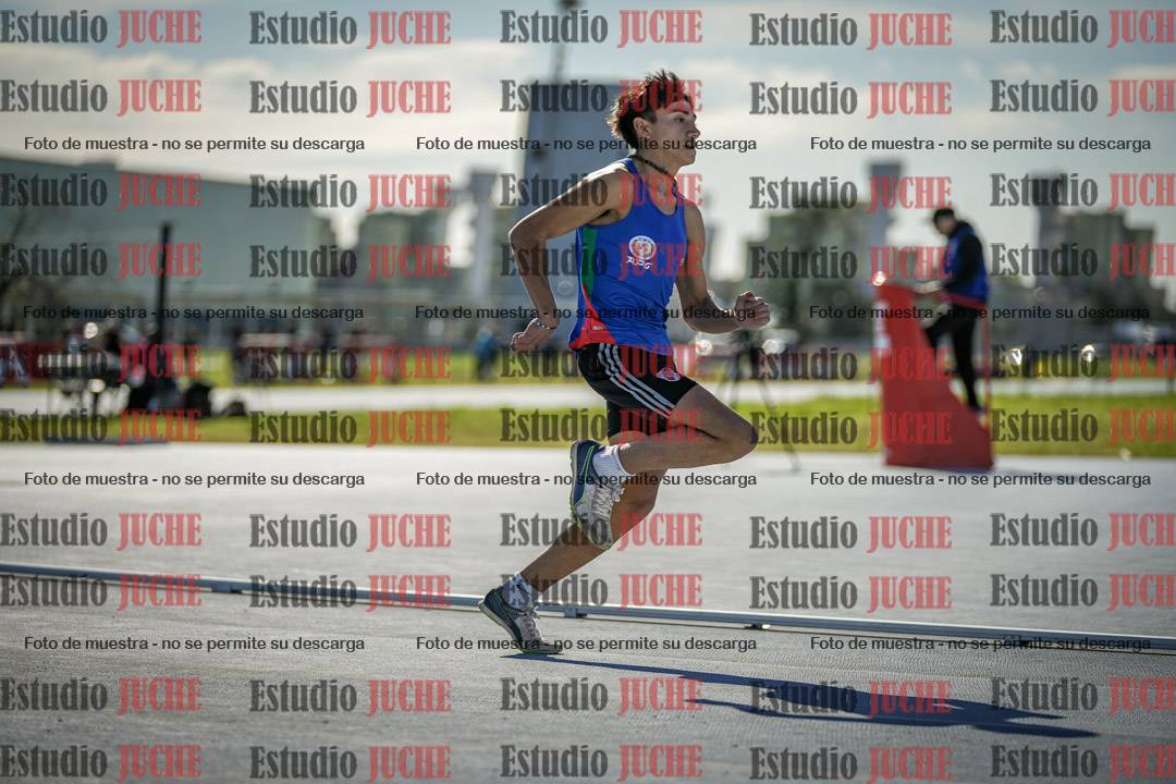Fotos de los 400 m llanos de varones