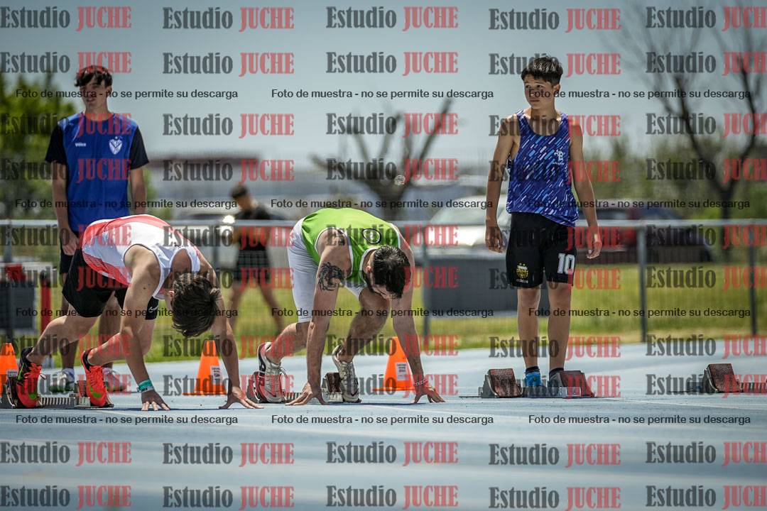 Fotos de los 100 m llanos de varones