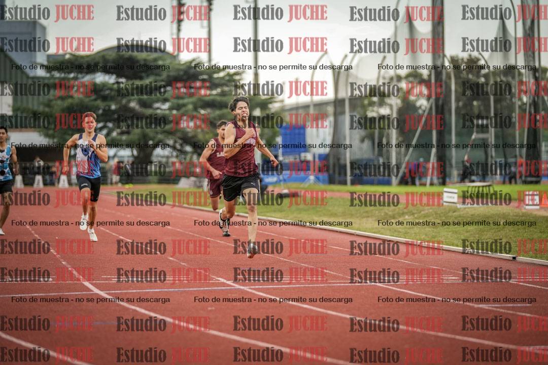 Fotos de los 400 m llanos de varones