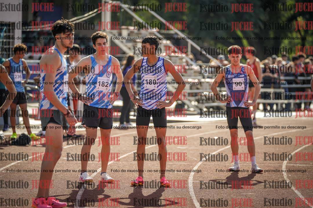 Fotos de los 800 m llanos de varones
