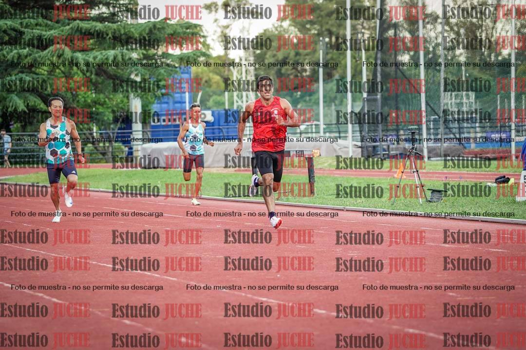 Fotos de los 400 m llanos de varones