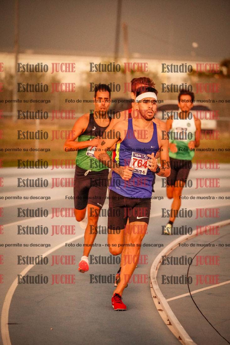 Fotos de los 3000 m llanos de varones