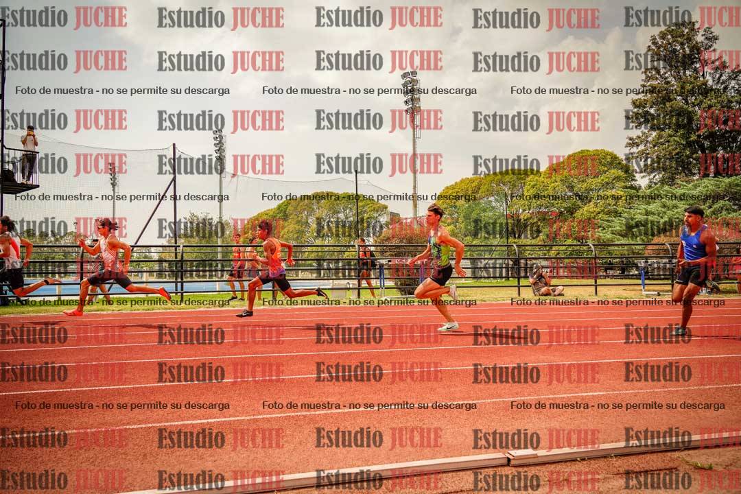 Fotos de los 200 m llanos de varones
