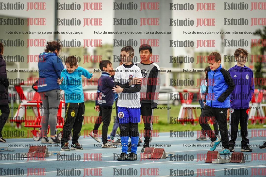 Fotos de los 50 m llanos de varones - U12