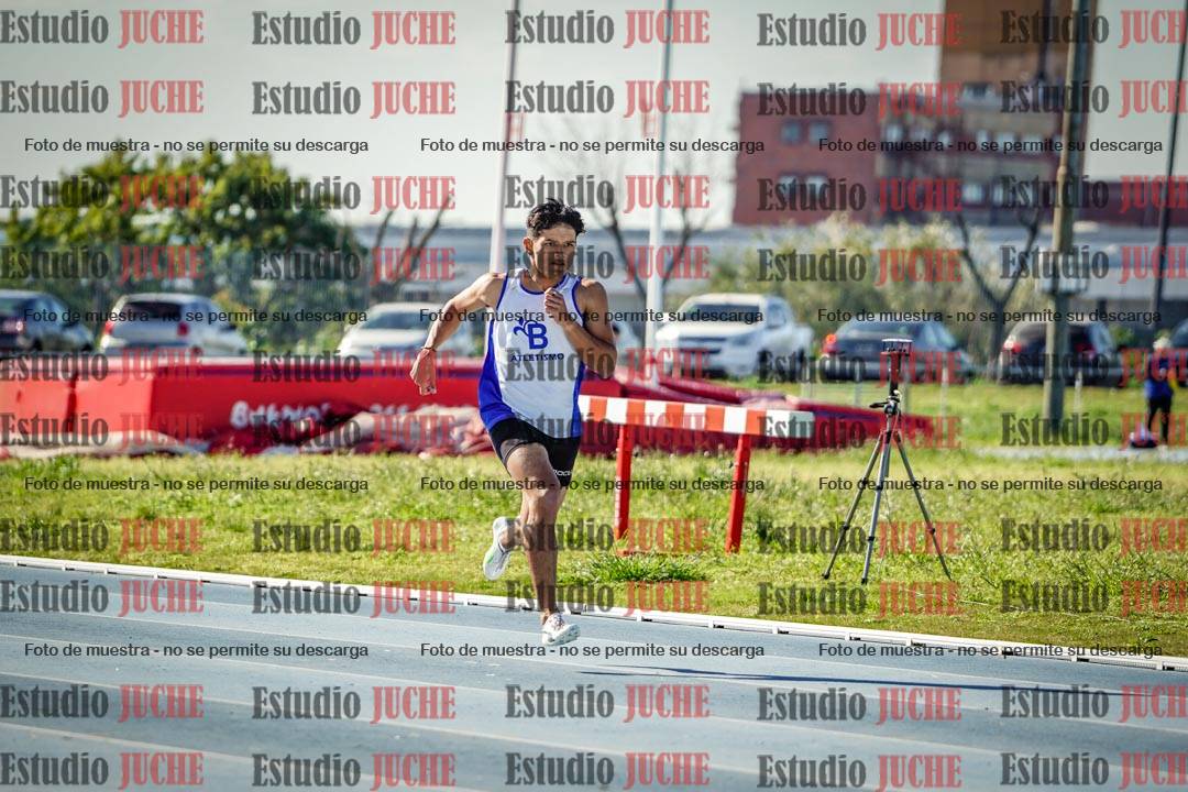 Fotos de los 400 m llanos de varones