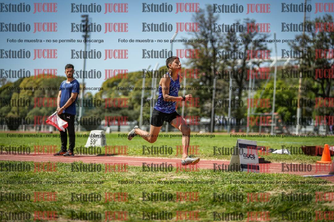 Fotos del salto en largo de varones - (incluye octatlón)