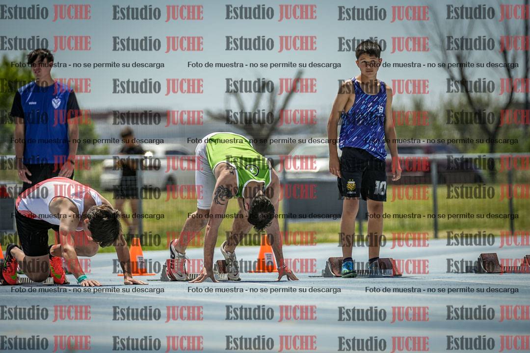 Fotos de los 100 m llanos de varones