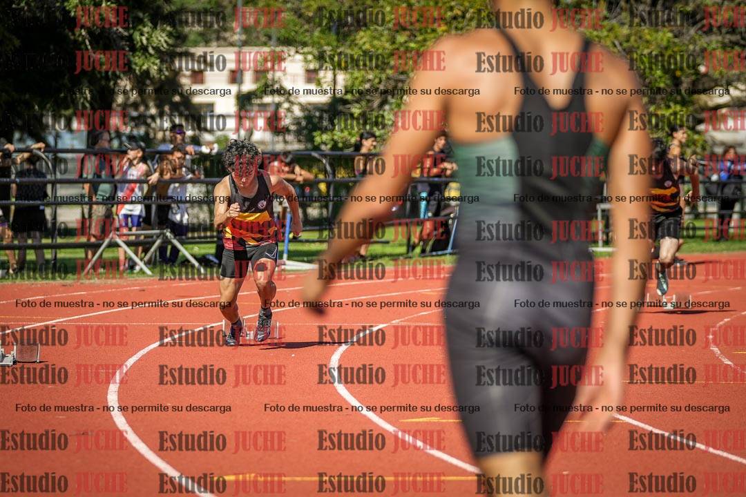 Fotos de los 200 m llanos de varones