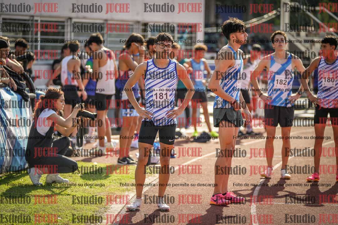 Fotos de los 800 m llanos de varones