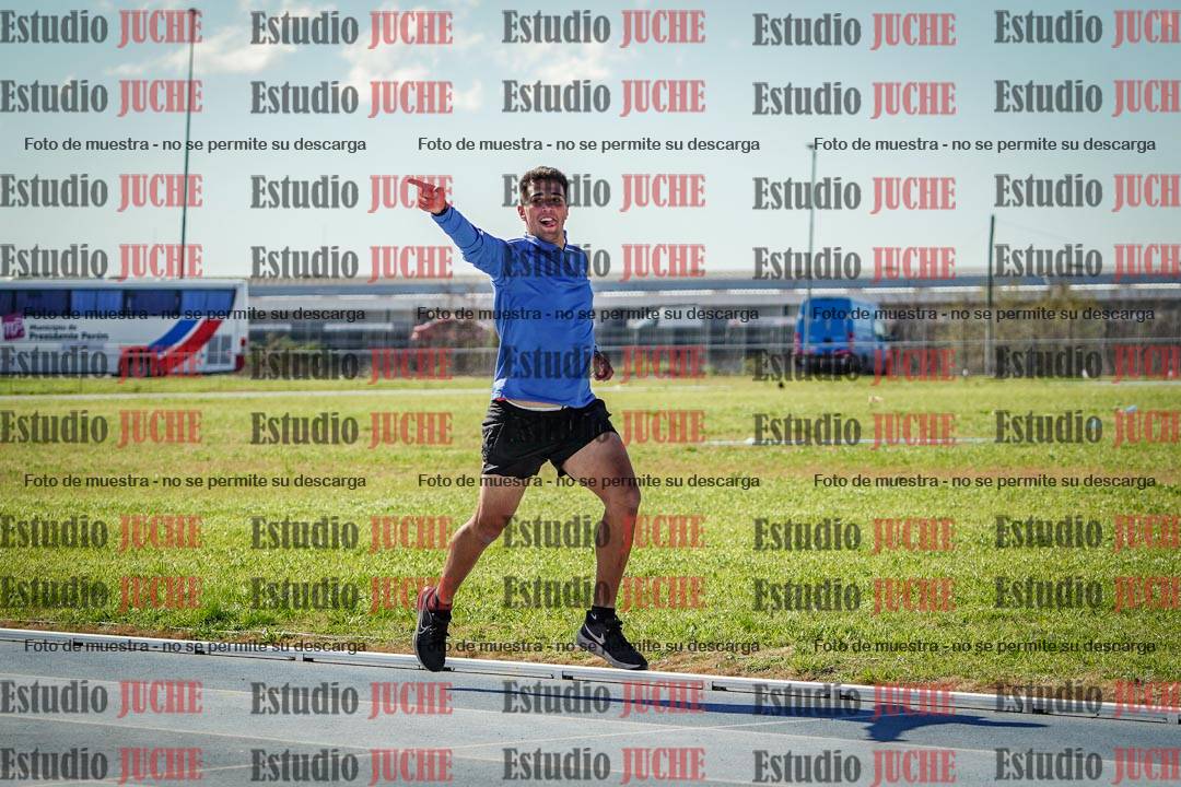 Fotos de los 1500 m llanos de varones - decatlón 10