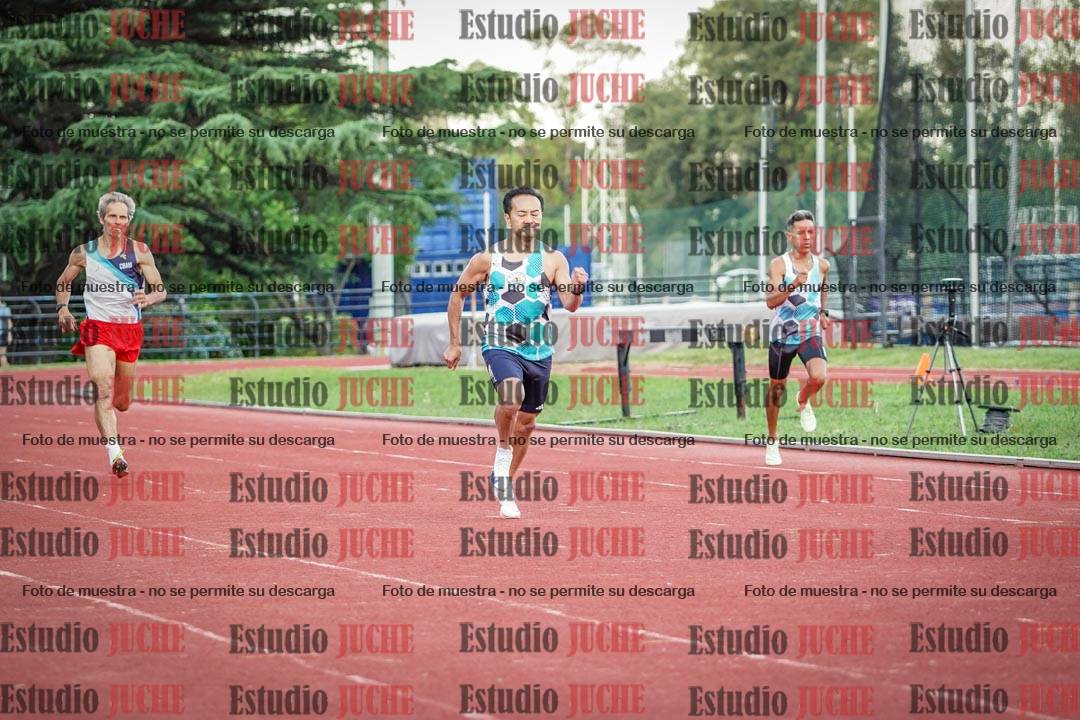 Fotos de los 400 m llanos de varones