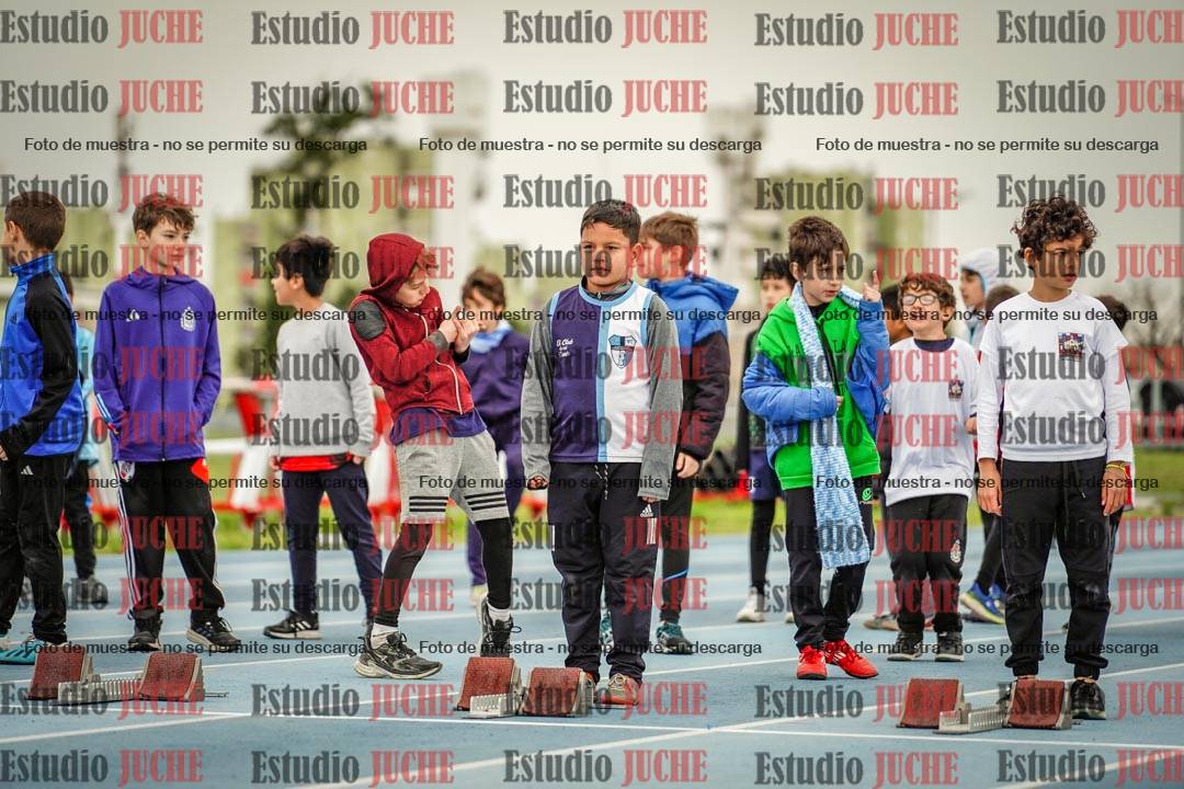Fotos de los 50 m llanos de varones - U12