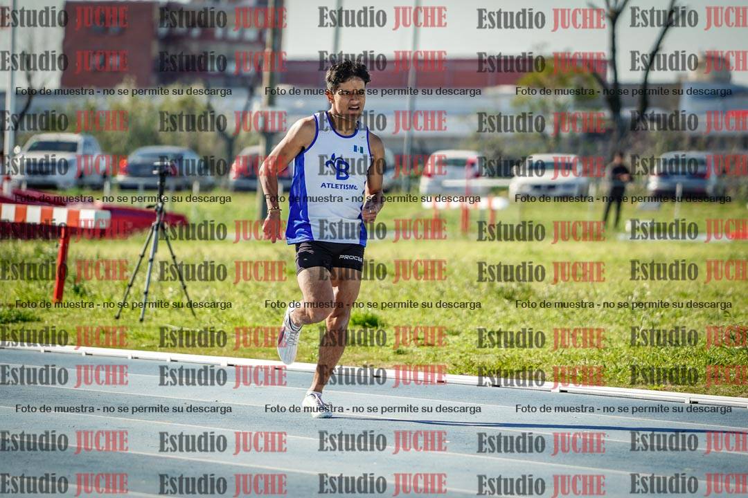Fotos de los 400 m llanos de varones