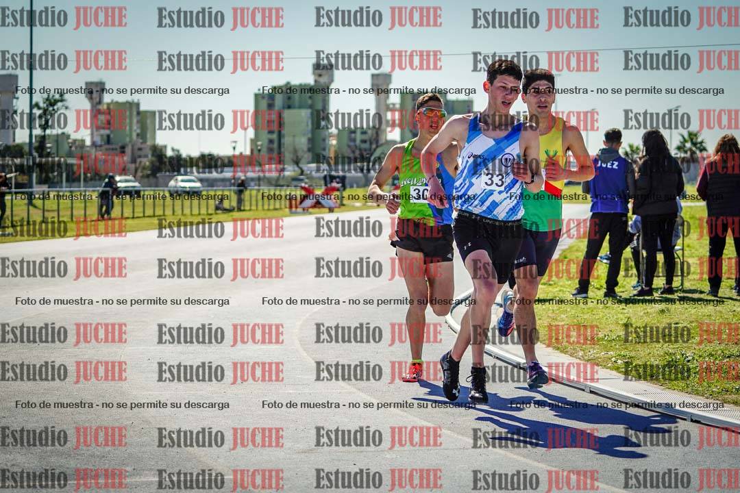 Fotos de los 5000 m llanos de mujeres y varones