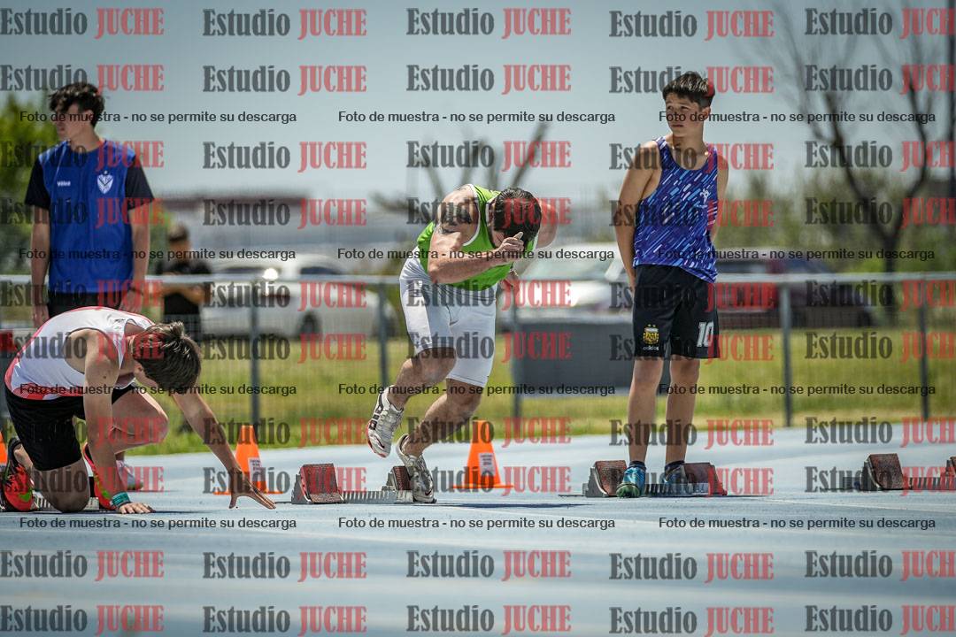 Fotos de los 100 m llanos de varones