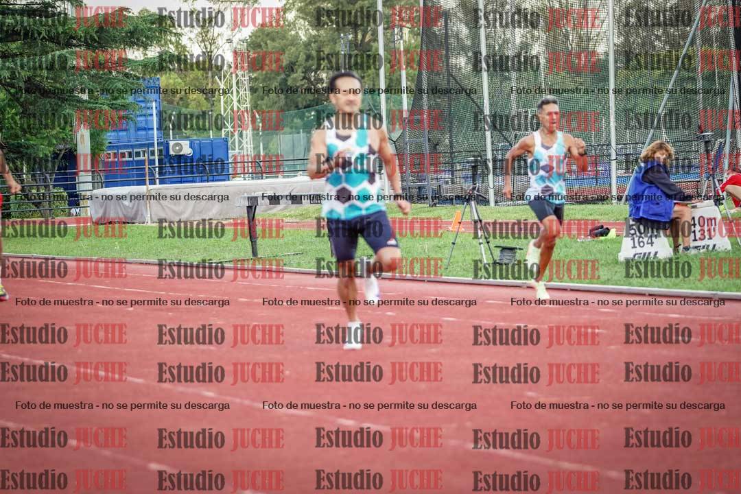 Fotos de los 400 m llanos de varones