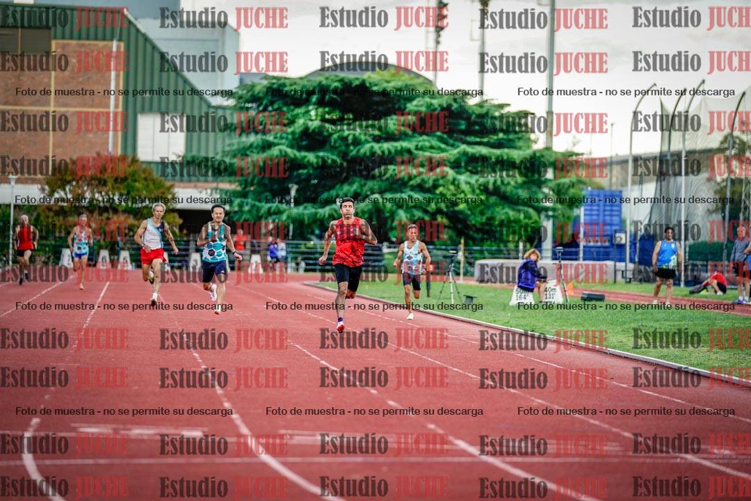 Fotos de los 400 m llanos de varones