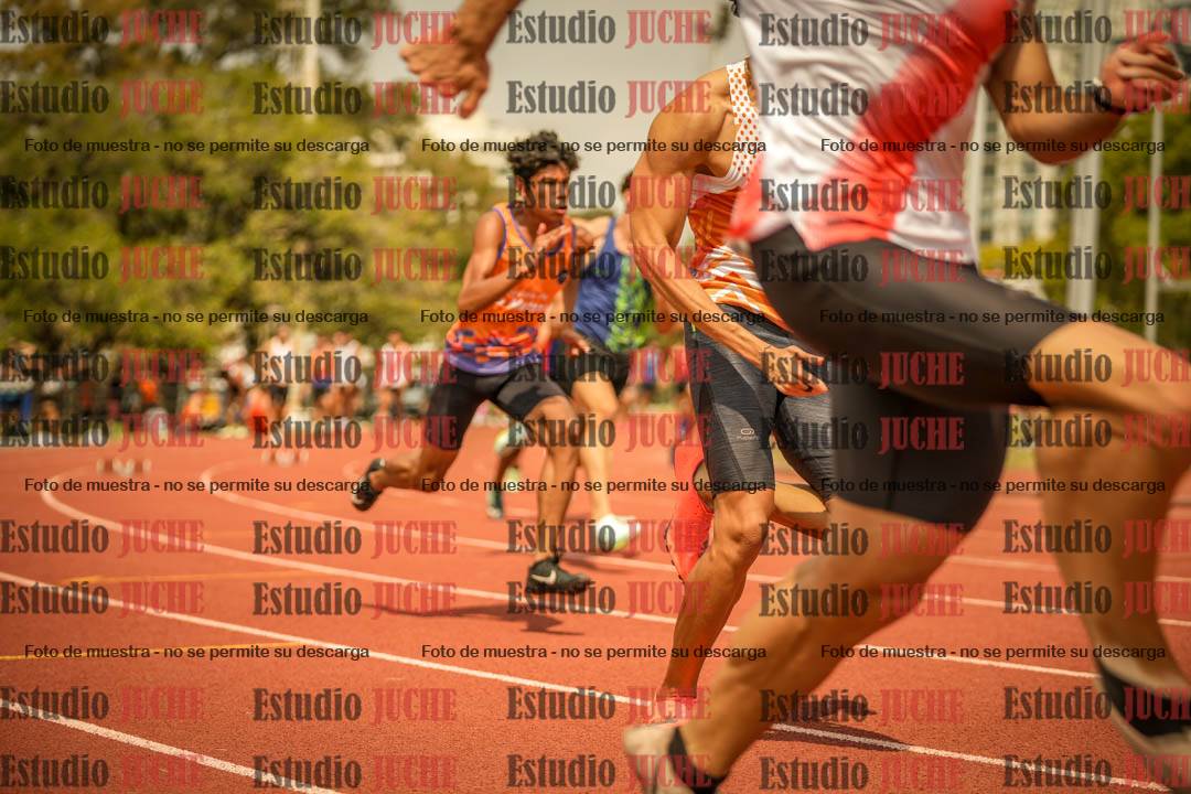 Fotos de los 200 m llanos de varones
