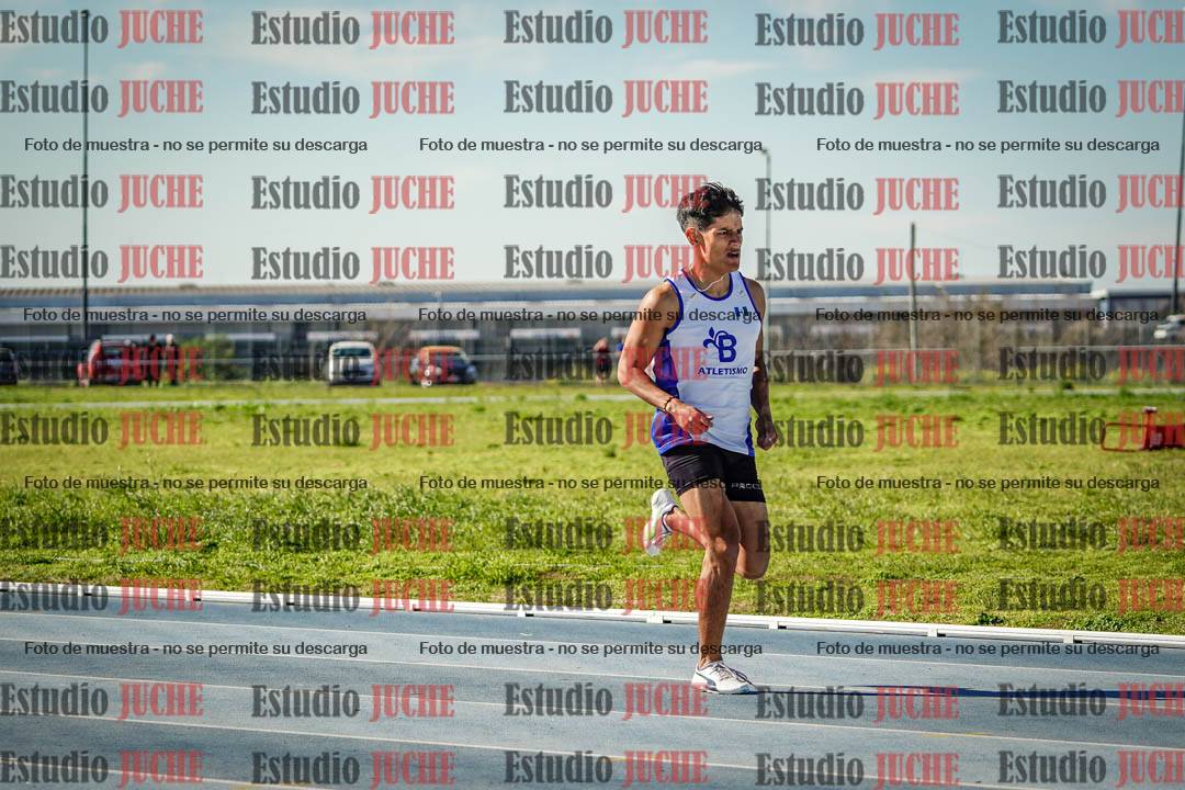 Fotos de los 400 m llanos de varones