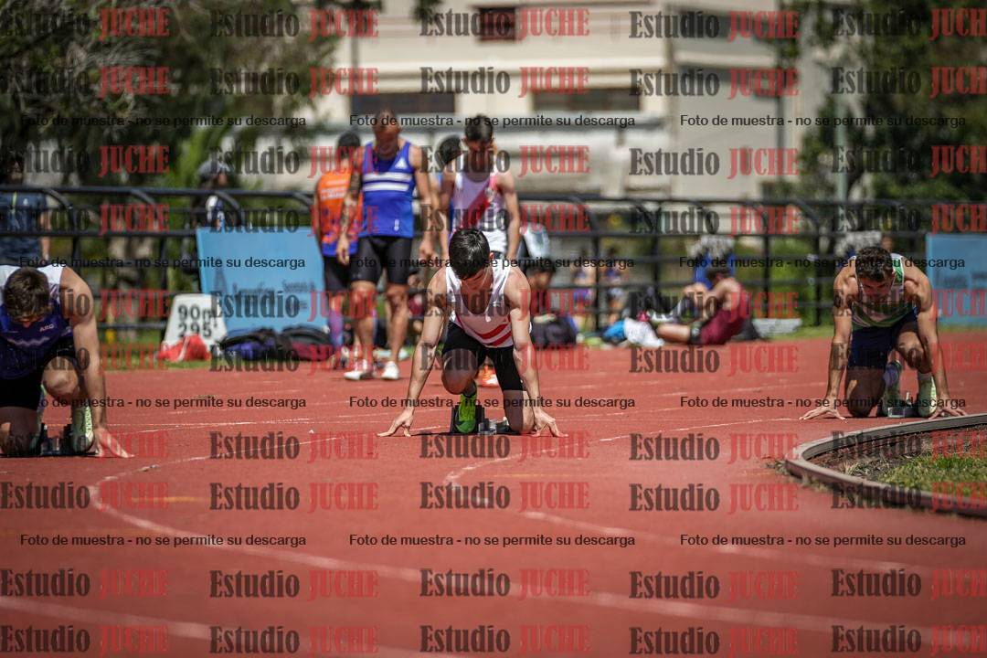 Fotos de los 200 m llanos de varones
