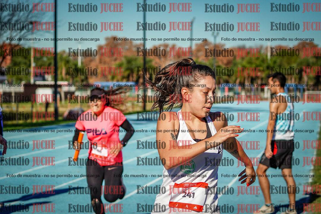 Fotos durante los relevos