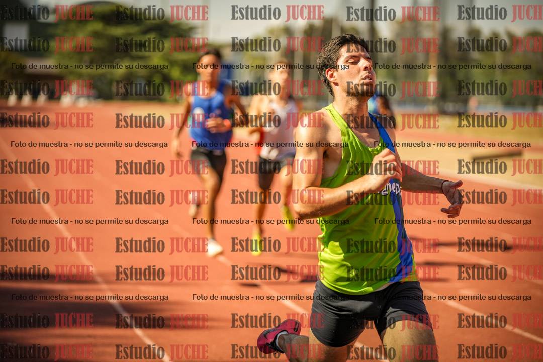 Fotos de los 200 m llanos de varones