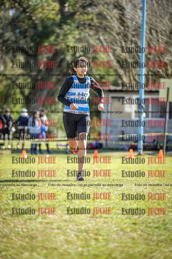 Fotos de la llegada del cross de 2000 m
